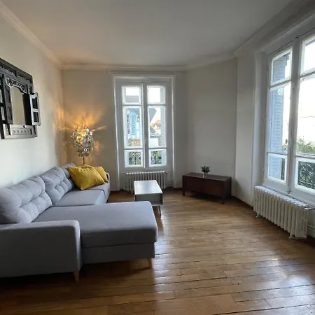 Apartman Cosy In Paris Area Suresnes